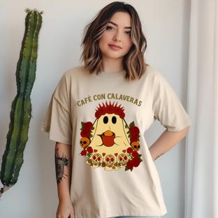 Café con Calaveras Ghost Tee – Comfort Colors Halloween/Day of the Dead T-Shirt