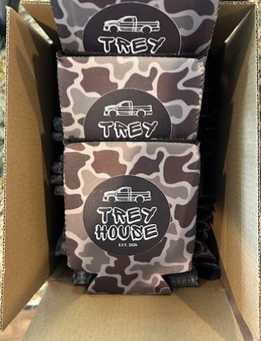 Duck camo slim neoprene sleeve shown on slim can