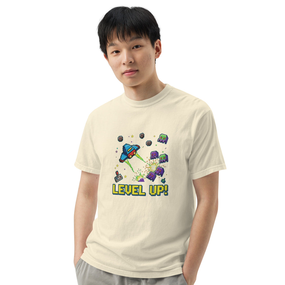 Unisex garment-dyed heavyweight t-shirt, Ivory, front view